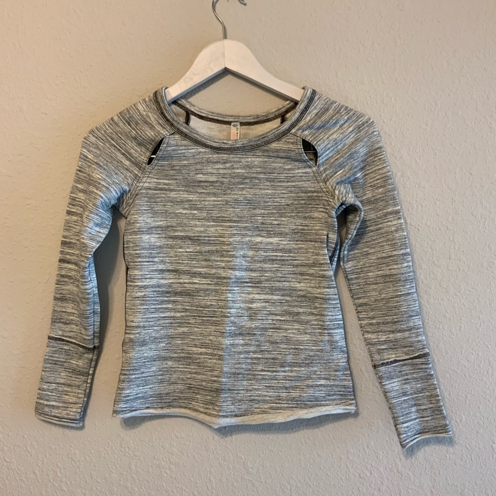 NWOT Free people movement cutout long sleeve sz S